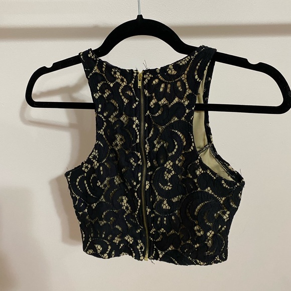 Black Lace Halter Crop Top - Picture 2 of 2